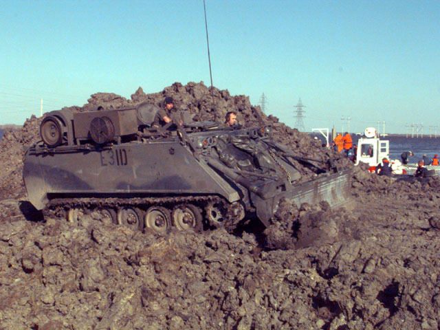 File name    : /home/bobbitt/www/army/album/Vehicles/APC_Dozer.jpg
File size    : 93828 bytes
File date    : 2001:06:08 18:02:56
Resolution   : 640 x 480
Jpeg process : Baseline
Clicking here will display AS-90.jpg