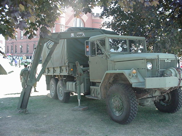 File name    : /home/bobbitt/www/army/album/Vehicles/MLVWHIAB.jpg
File size    : 61831 bytes
File date    : 2001:12:17 15:06:25
Resolution   : 640 x 480
Jpeg process : Baseline
Clicking here will display MLVWSEV.JPG